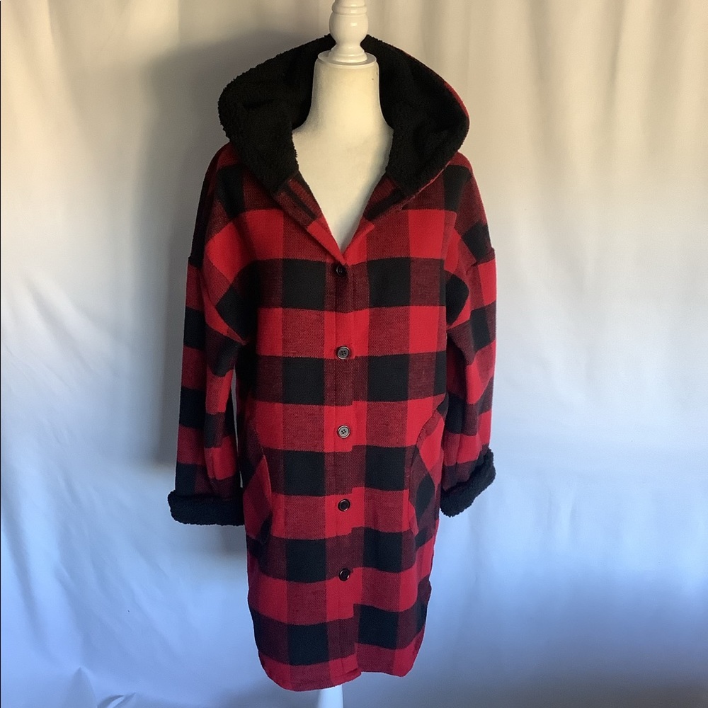 NWT Plaid Buffalo Check Button Down Coat